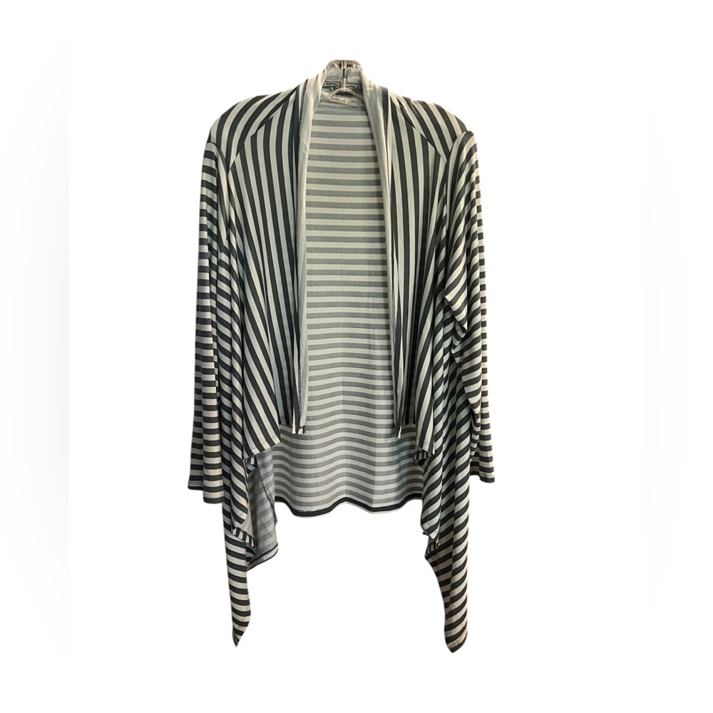 NWT BearPaw Grey Multi Striped Cardi Size 1X